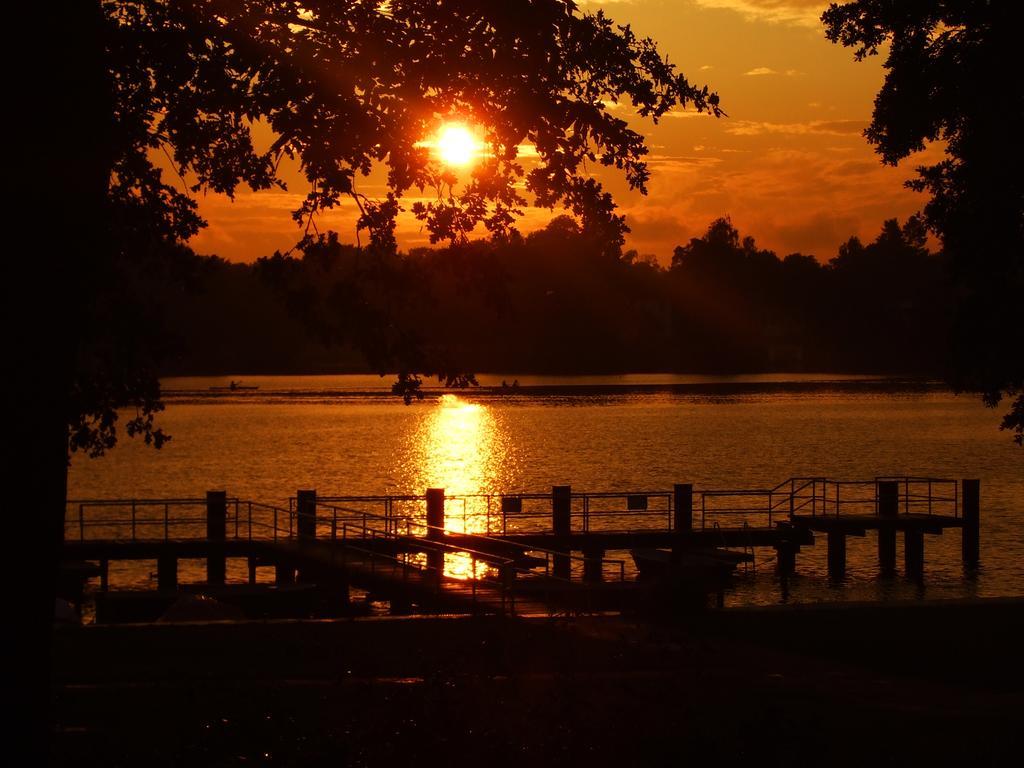 Waldhotel Am See Berlin-Schmoeckwitz Zewnętrze zdjęcie